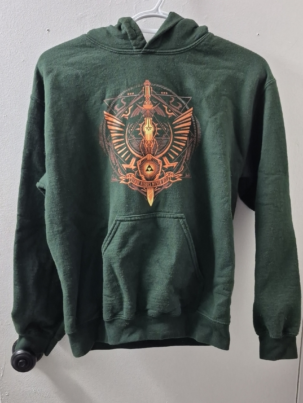 Legend Of Zelda 'True Heroes Never Die' Gildan Green Hoodie
